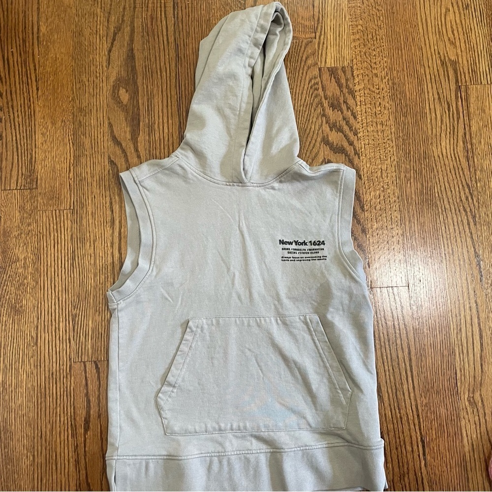 Zara Tan Sleeveless Hoodie Size 8